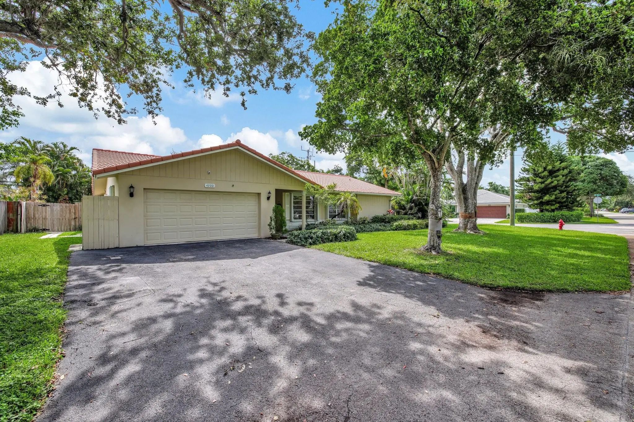 4300 Ne 21st Avenue, Fort Lauderdale