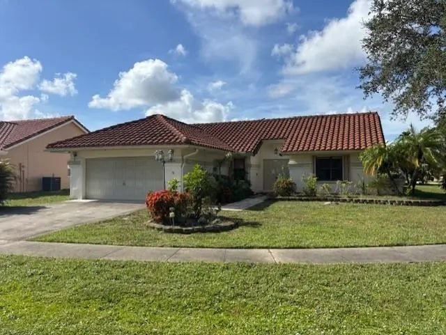 9332 Laurel Green Drive, Boynton Beach