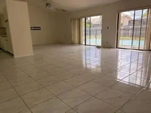 4 of 13 - 9332 Laurel Green Drive, Boynton Beach, FL