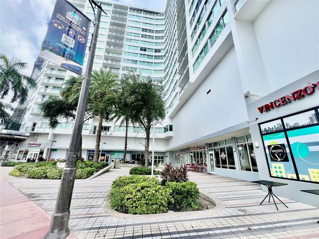 5 of 30 - 7135 Collins Avenue #621, Miami Beach, FL