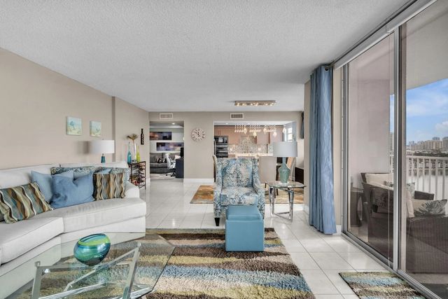 2801 Ne 183rd Street #1417w, Aventura