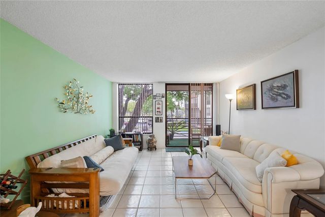 5 of 13 - 7750 W Mcnab Road #203, Tamarac, FL
