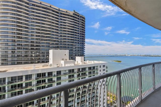 3 of 25 - 1750 N Bayshore Drive #4007, Miami, FL