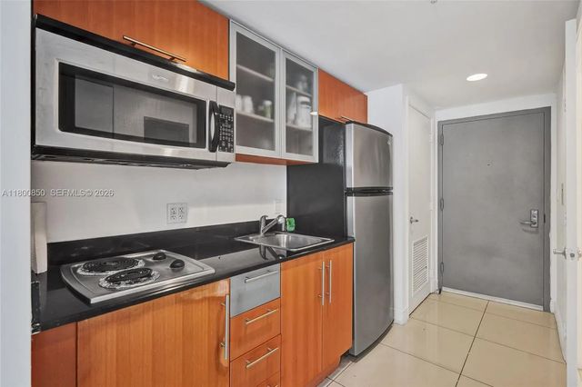 5 of 25 - 1750 N Bayshore Drive #4007, Miami, FL