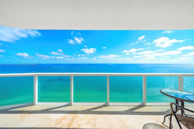 4 of 25 - 6365 Collins Avenue #3801, Miami Beach, FL