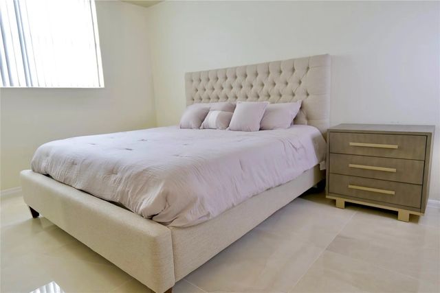4 of 20 - 3000 S Ocean Drive #312, Hollywood, FL