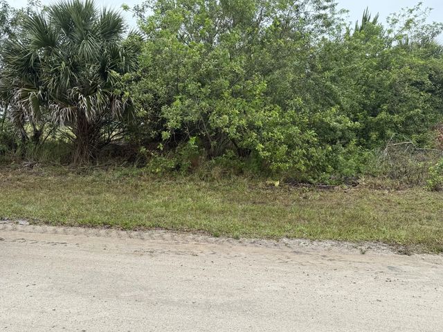2 of 2 - 7945 98th Court, Vero Beach, FL