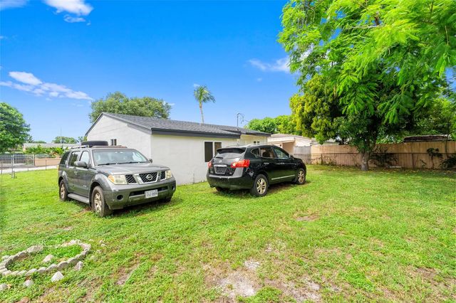 4 of 29 - 2941 Nw 151st Terrace, Opa-Locka, FL