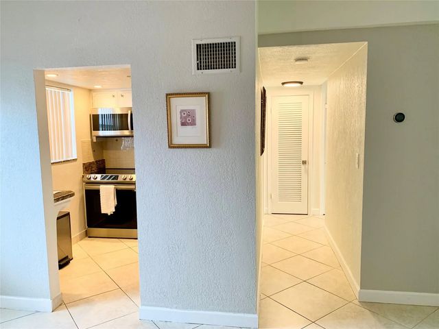 2 of 21 - 6550 Winfield Boulevard #105, Margate, FL