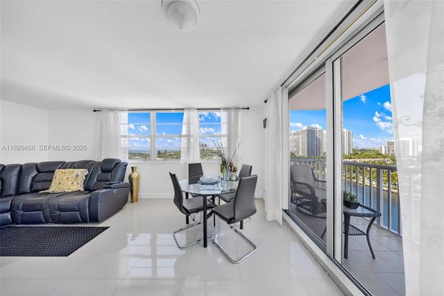 5 of 39 - 3161 S Ocean Drive #1510, Hallandale Beach, FL