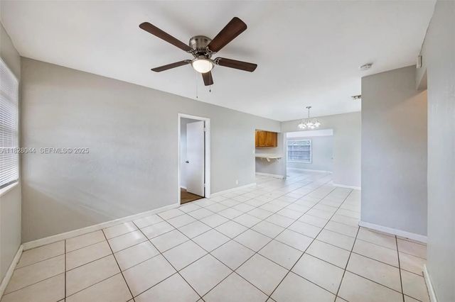 4 of 39 - 4130 Nw 12th Avenue, Oakland Park, FL
