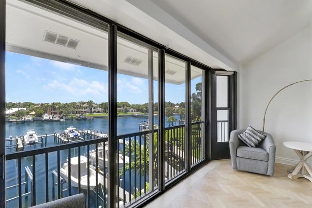 3 of 75 - 543 Bay Colony Drive N #slip 8, Juno Beach, FL