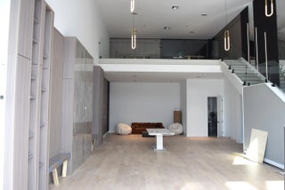 Photo of Listing #R11045350