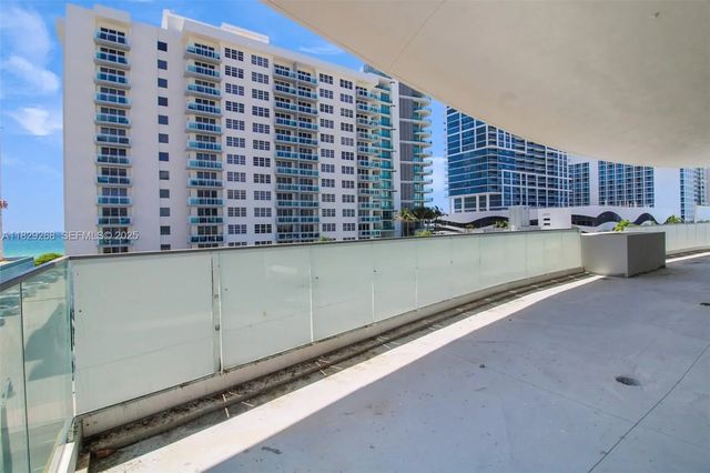 4 of 22 - 6930 Collins Avenue #penthouse, Miami Beach, FL
