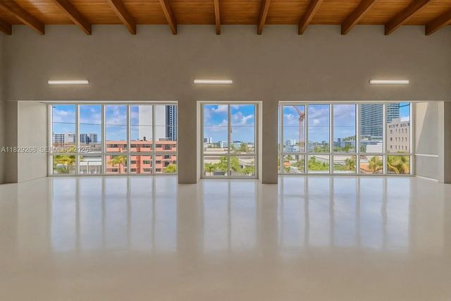 5 of 22 - 6930 Collins Avenue #penthouse, Miami Beach, FL