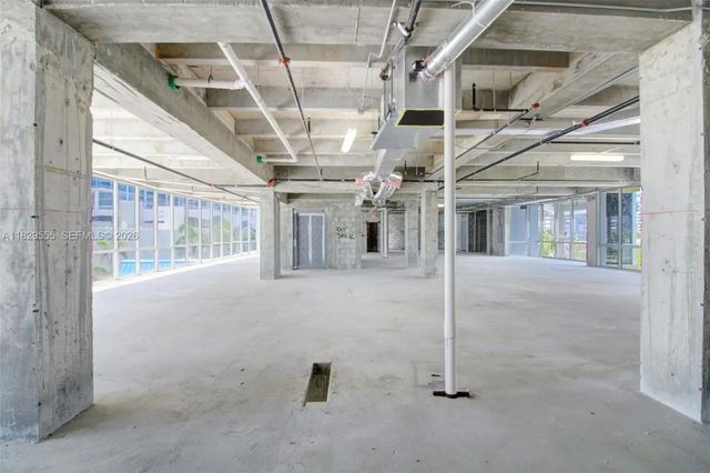 2 of 21 - 6930 Collins Avenue #2nd Floor O1, Miami Beach, FL