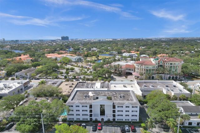 2 of 33 - 1212 Se 2nd Court #201, Fort Lauderdale, FL
