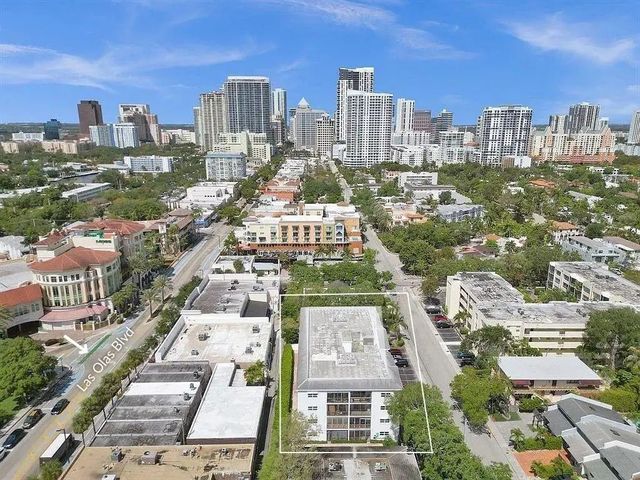 5 of 33 - 1212 Se 2nd Court #201, Fort Lauderdale, FL