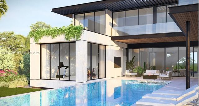 5 of 11 - 1006 N Southlake Drive, Hollywood, FL