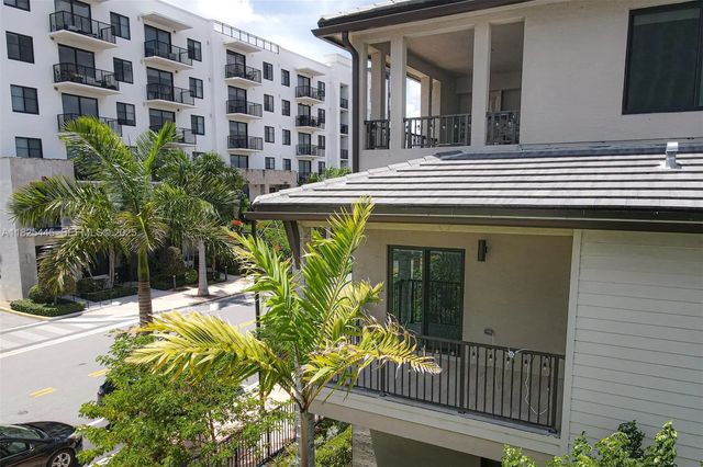 4 of 50 - 4269 Nw 83rd Path, Doral, FL