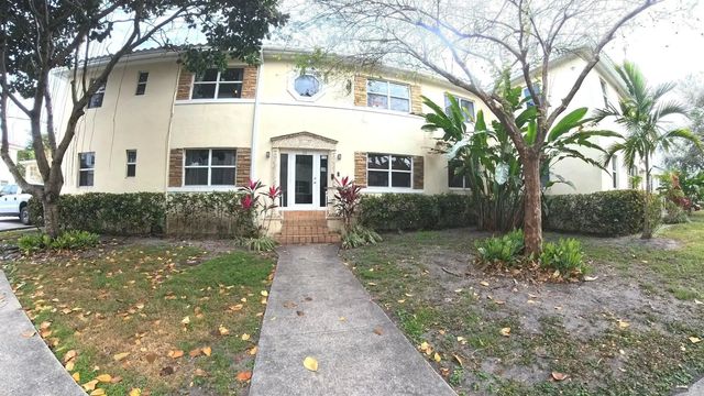 723 Ne 91st Street #4c, Miami Shores