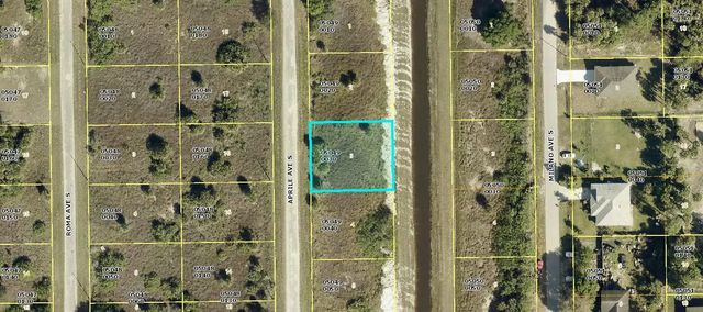 713 Aprile Avenue, Lehigh Acres