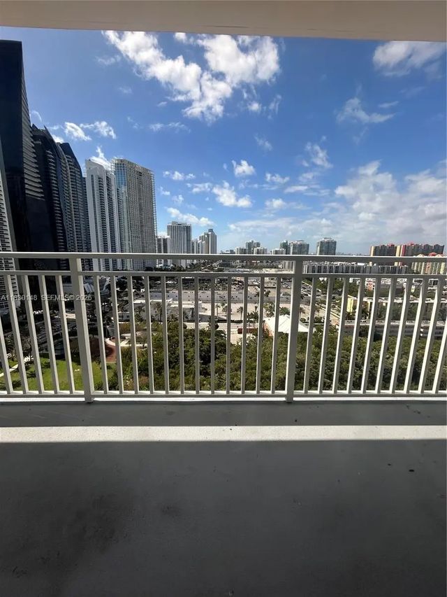 4 of 51 - 210 174th Street #2005, Sunny Isles Beach, FL