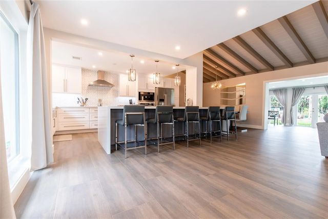 2275 Sw 44th Street, Fort Lauderdale