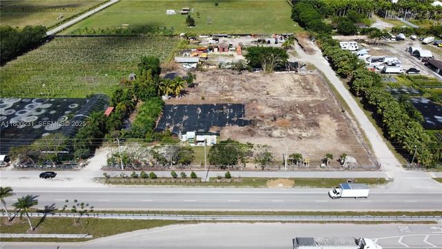 4 of 15 - 153xx Sw 177th Avenue, Miami, FL