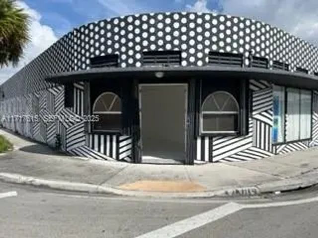5600 Nw 7th Avenue, Miami