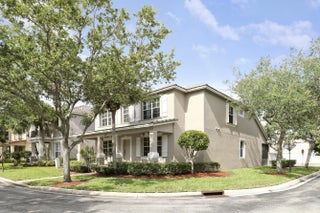 Photo of Listing #R11103634