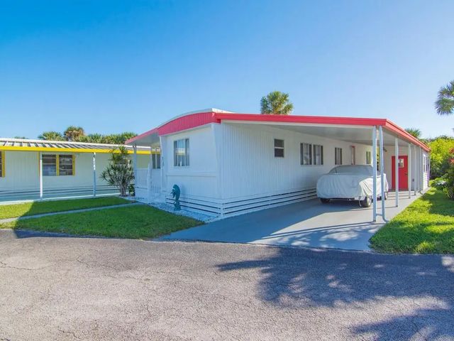 5 of 34 - 4743 Ne Blue Heron Lane #7, Jensen Beach, FL