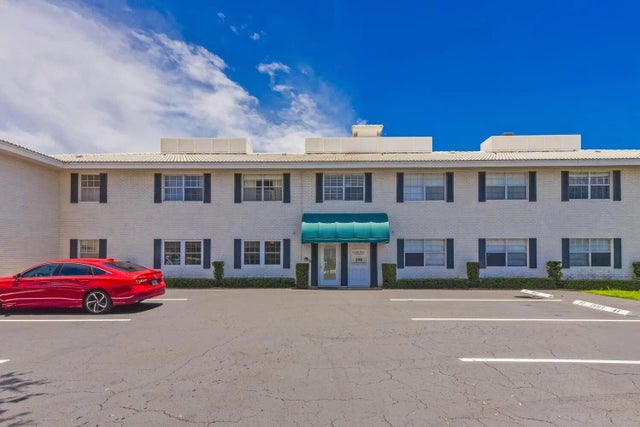 298 Sw 6th Street #103, Boca Raton