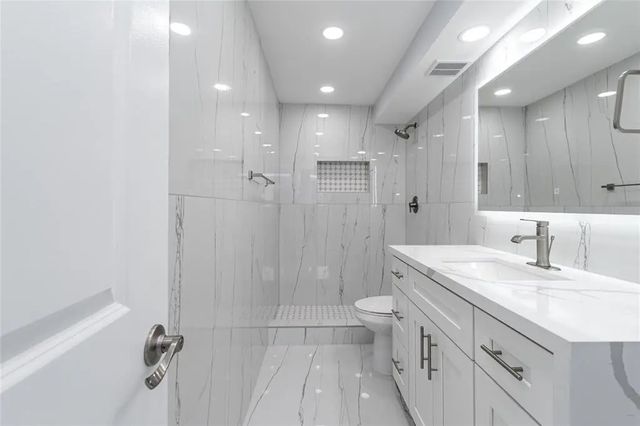 4 of 28 - 361 S Hollybrook Drive #105, Pembroke Pines, FL