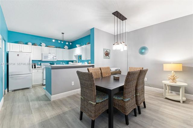 3 of 23 - 651 Okeechobee Boulevard #202, West Palm Beach, FL