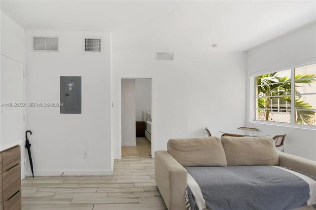 2 of 20 - 1560 Meridian Avenue #108, Miami Beach, FL