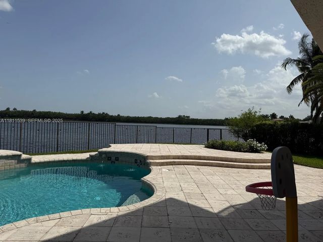 5 of 28 - 1418 Lantana Drive, Weston, FL