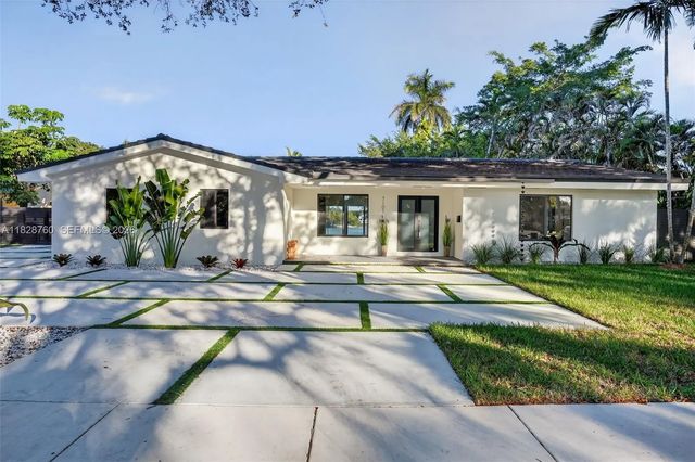 2 of 42 - 7101 E Troon Circle, Miami Lakes, FL