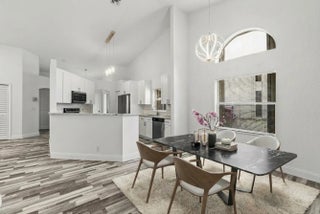 Photo of Listing #R11104123