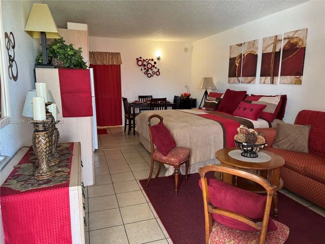 2 of 15 - 43420 Highway 27 #256, Davenport, FL