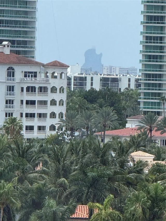 3 of 12 - 19201 Collins Avenue #717, Sunny Isles Beach, FL