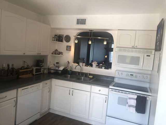 3 of 14 - 1175 Ne Miami Gardens Drive #103, Miami, FL