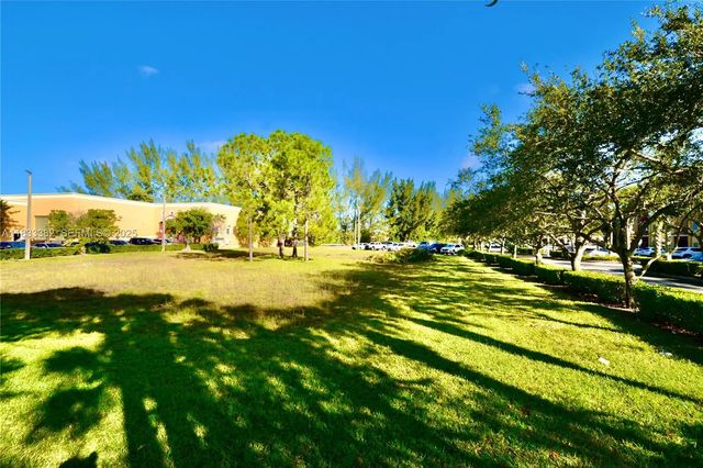 3 of 10 - 12957 Sw 132nd Terrace, Miami, FL