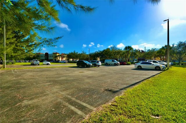 4 of 10 - 12957 Sw 132nd Terrace, Miami, FL