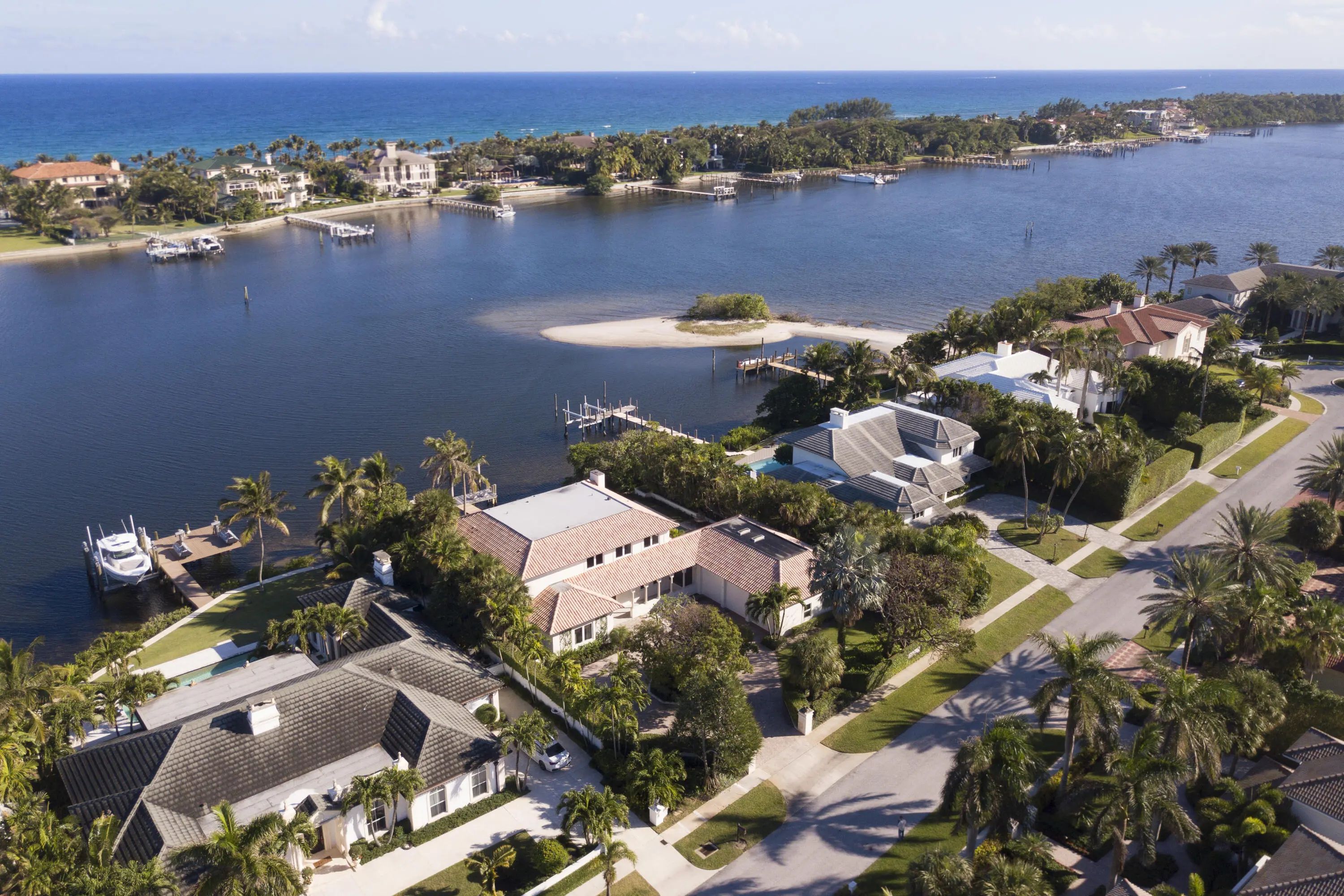 1690 Lands End Road, Manalapan