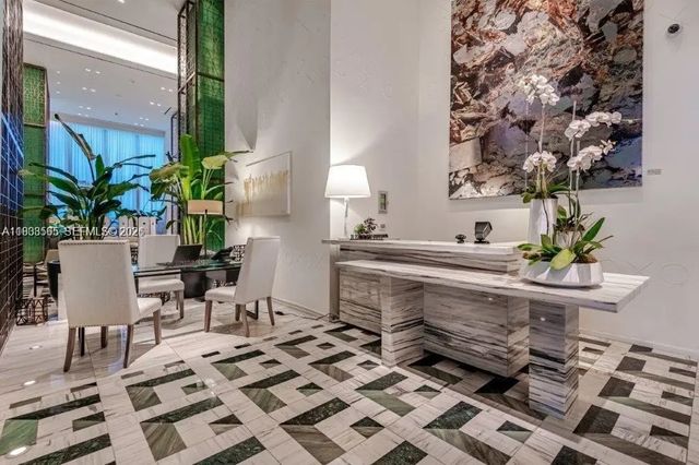 2 of 27 - 801 S Miami Avenue #4204, Miami, FL
