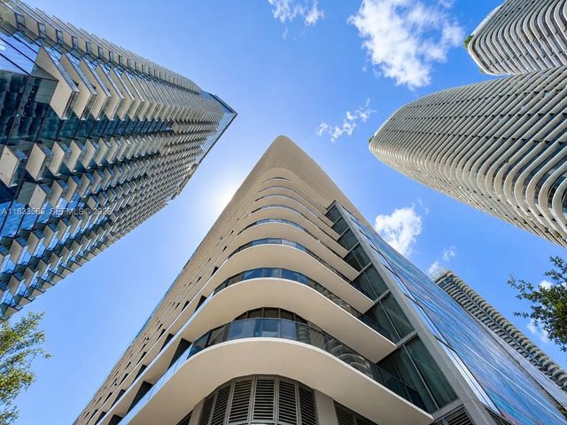 3 of 27 - 801 S Miami Avenue #4204, Miami, FL