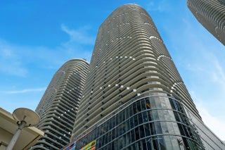 Photo of Listing #R11104543