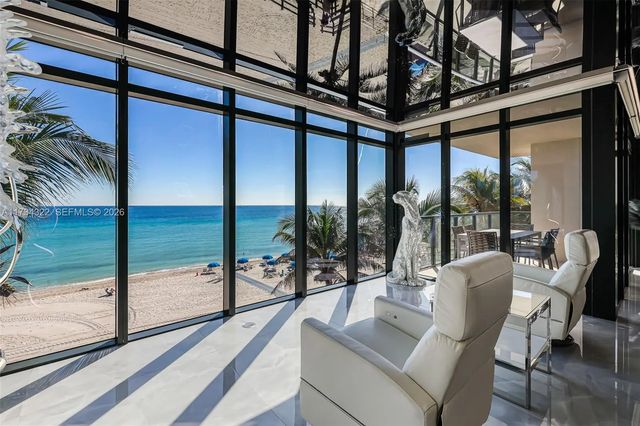 2205 S Surf Road #4a, Hollywood