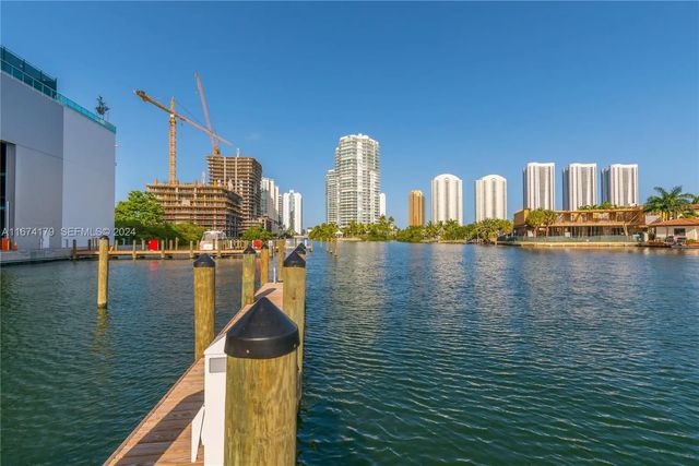 400 Sunny Isles Boulevard, Sunny Isles Beach